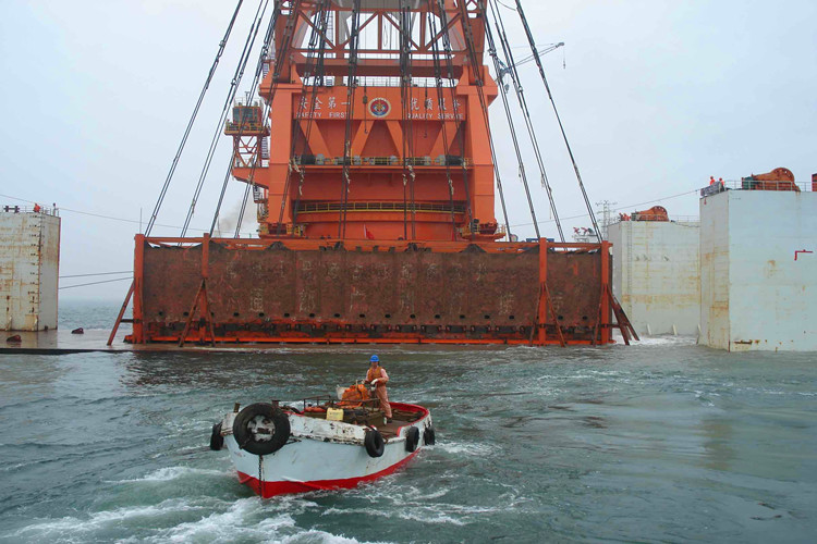 Wreck removal of the ancient sunken ship of “NAN HAI I” of Song dynasty