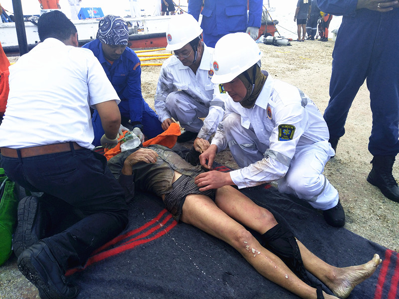 Emergency Rescue of Capsized Vessel in Malaysia