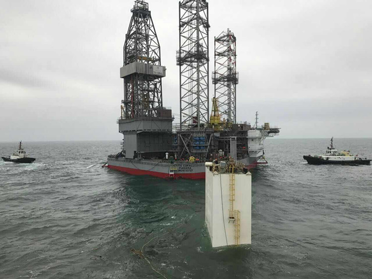 Shanhaiguan CJ50 Jack-up Drilling Platform Launching Project